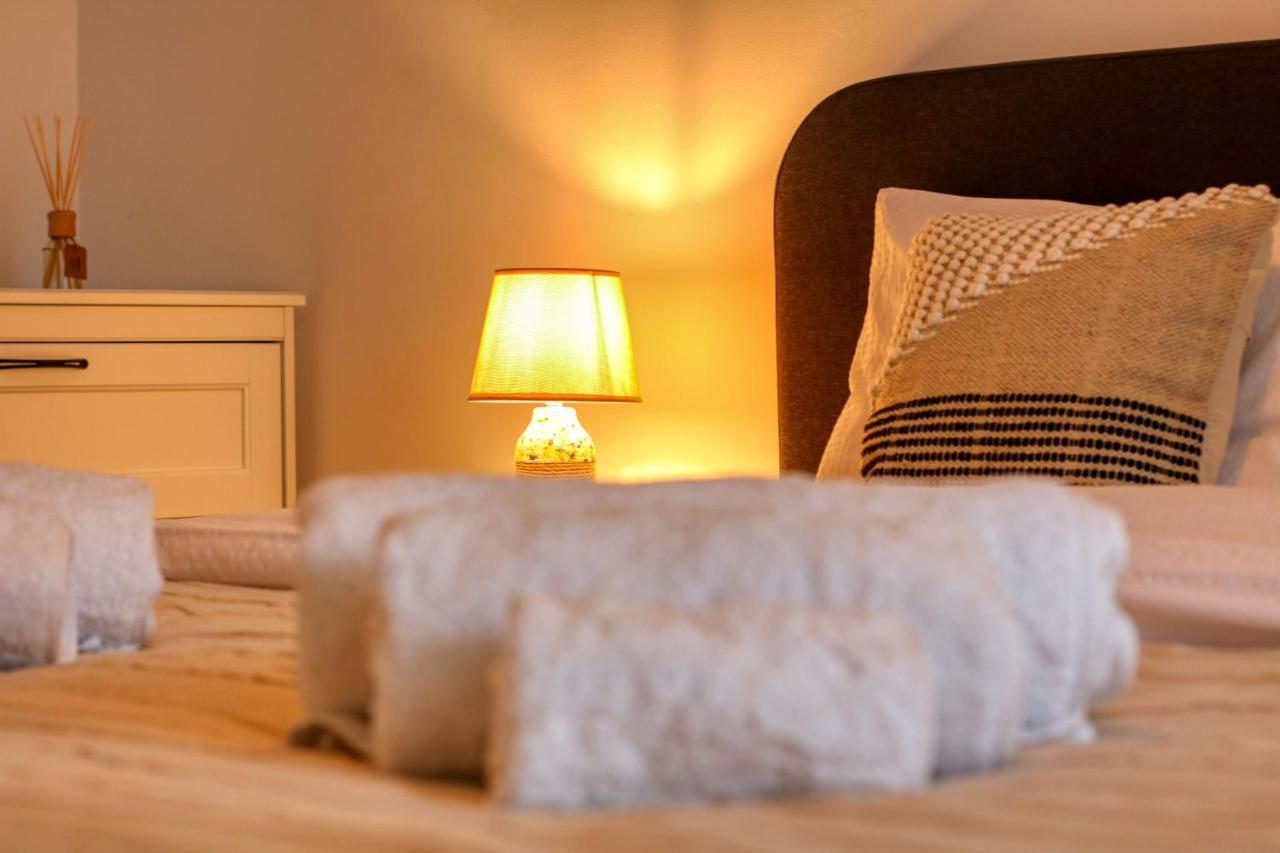 Relaxation Station - My Charming, Cosy&Inviting Apt - Smart Thermostat - Private Parking - Ior Park - Long Term Price Cuts Bucureşti Ngoại thất bức ảnh